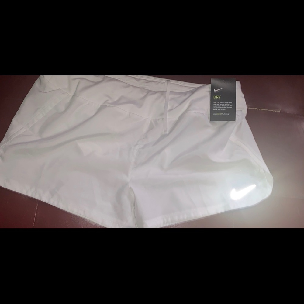 NWT White Nike dri-fit shorts